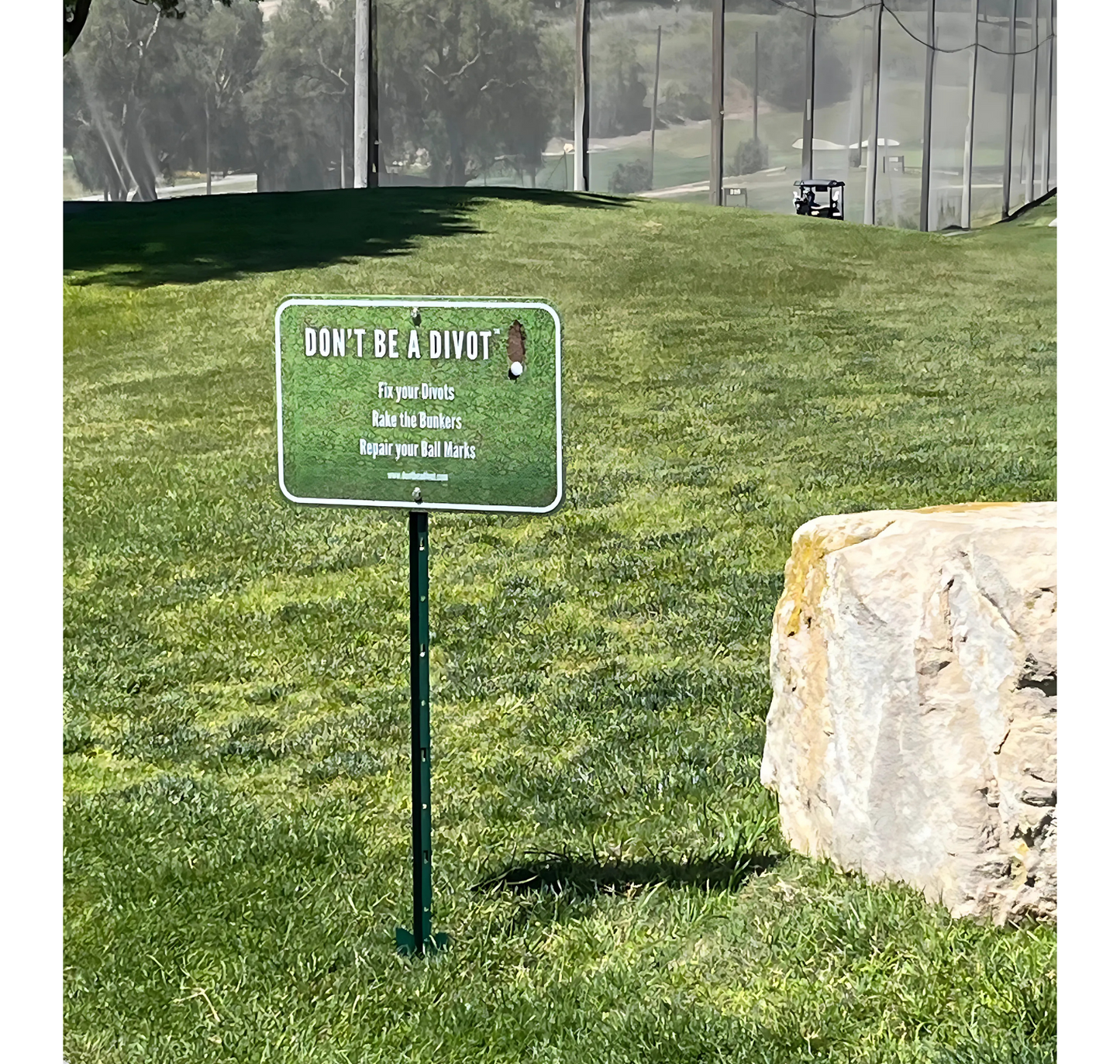 Don't Be A Divot™ Course Sign